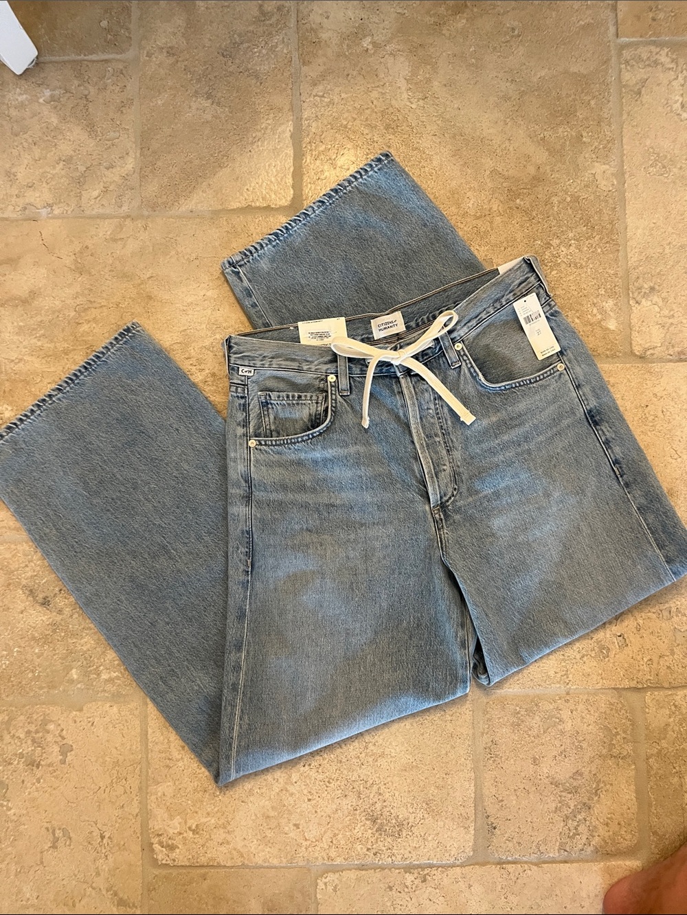 Citizens Of Humanity Light Blue Wide Leg Jeans - Picture 6 of 9